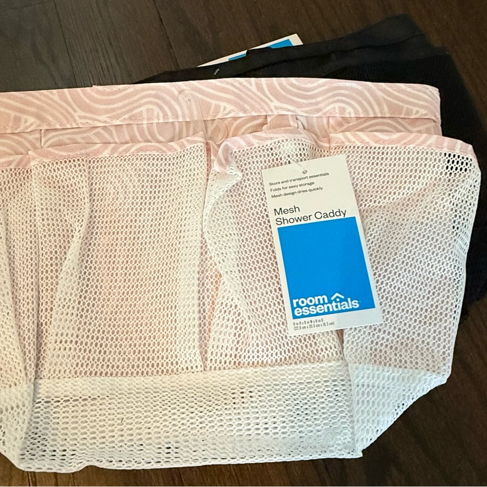 Room Essentials Pink and Black Mesh (2) NWT